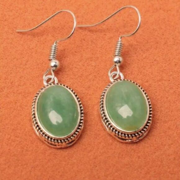✨🆕✨ Elegant Delicate Natural Jade Stone Dangle Earrings✨ - Picture 1 of 11